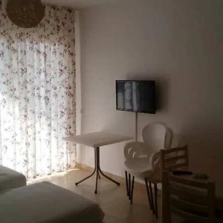 Hotel apartamentowy Jani *