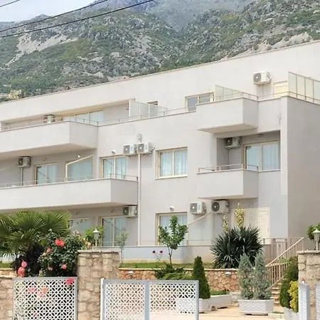 Jani Hotel apartamentowy *